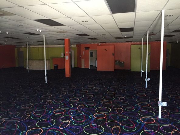 Retail/Medical Spaces For Lease: 1440 Dunn Ave, Jacksonville, FL 32218